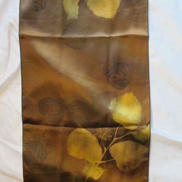Joanna hand-painted brown silk scarf with ginko leaves - Picture 8 of 12
